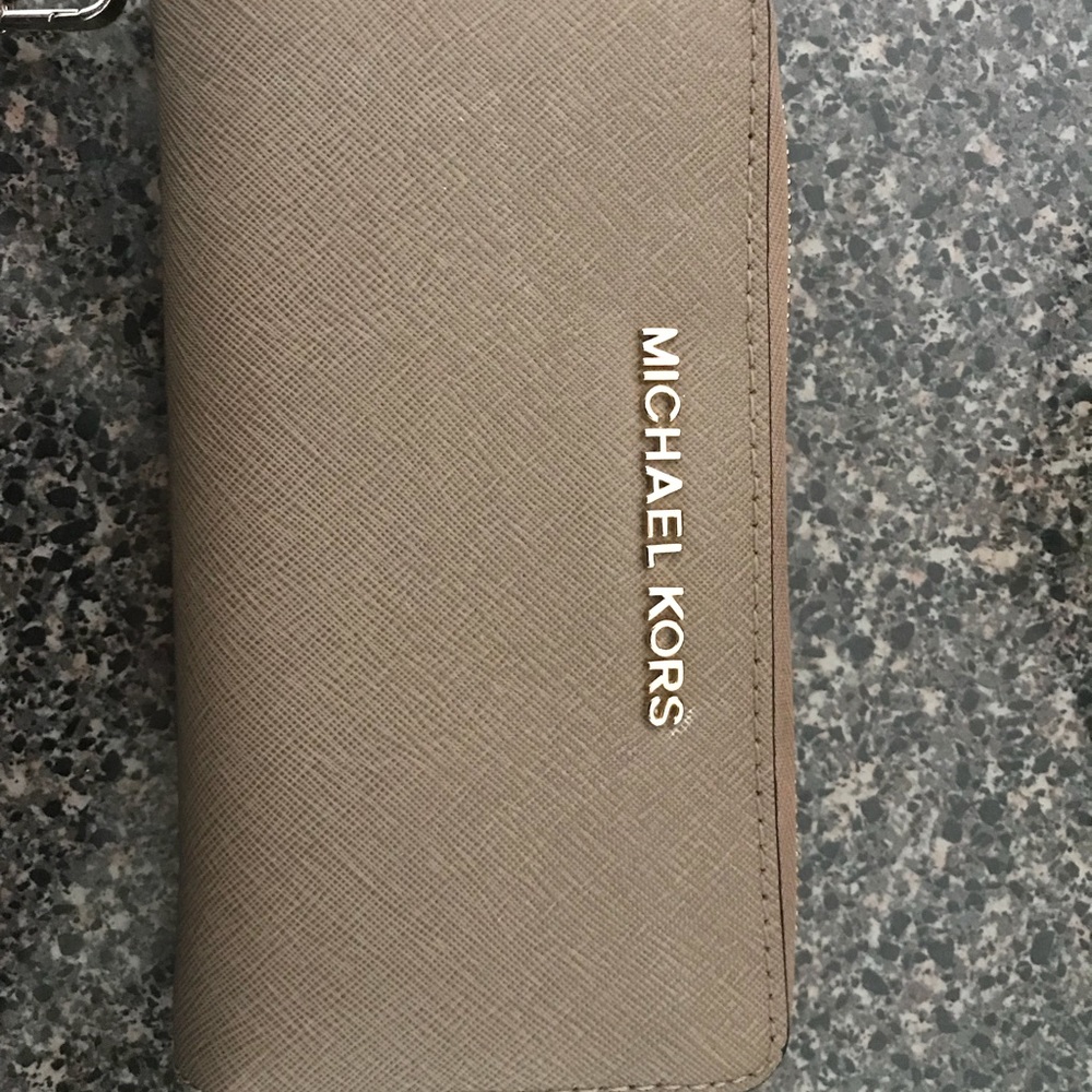 Original Michael Kors wallet